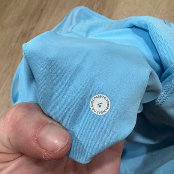 NWT Lululemon hotty hot skirt - Picture 5 of 5